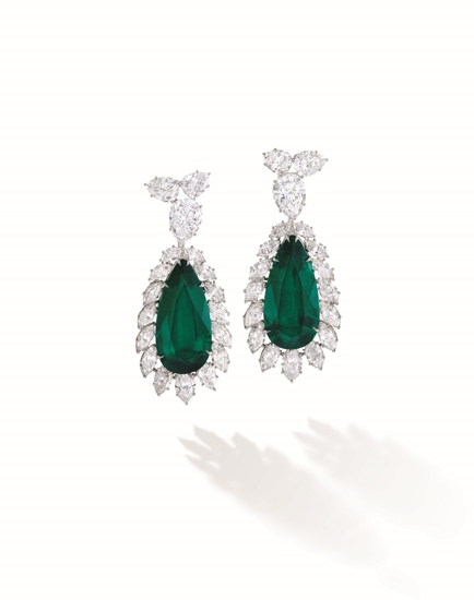 Harry Winston_Pendent_Earrings.jpg